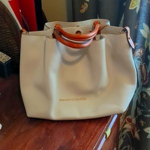 Dooney & Bourke large Barlow bag